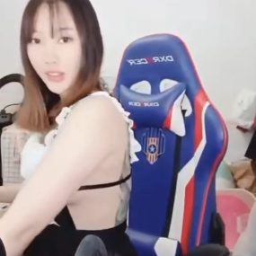 快手福利 Asmr御姐【喵小咪】脸穴同框自慰道具足交4