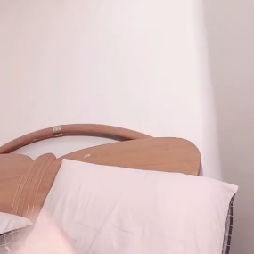 #绮绮子 #眼镜娘 #自慰 #白嫩 #福利