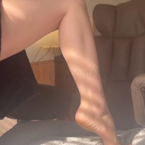 #Justbili #自慰 #骑乘 #肥臀 #震动棒 #高潮