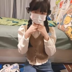 #Wuli桃酱 #福利姬 #黑丝 #白丝 #自慰 #Cosplay