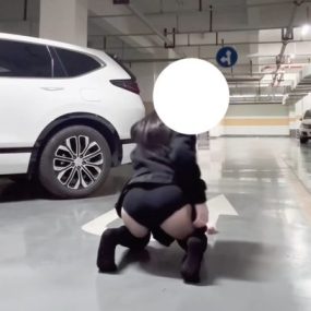 #小雨绵绵 #Linlinlin1110 #你的苏幸 #Suxing27355 地下车库露出，调教自慰4